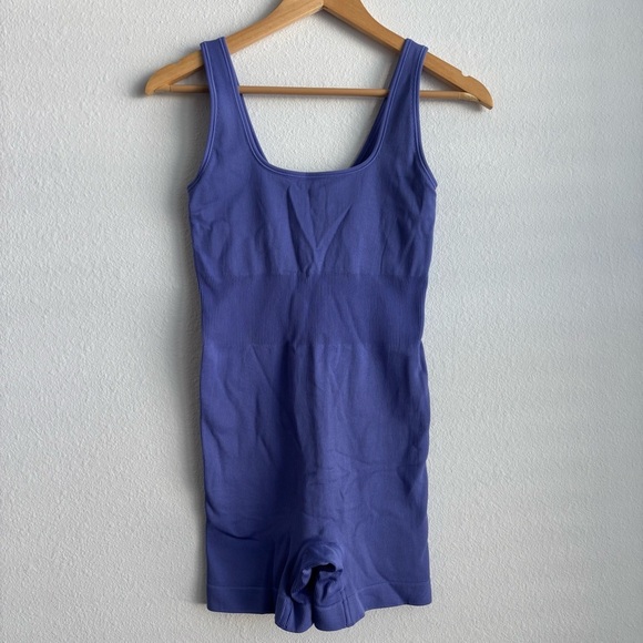 NWOT Athleta Aurora Ribbed Purple Adonis Blue Active Romper Bodysuit Shortie XS - Picture 4 of 10